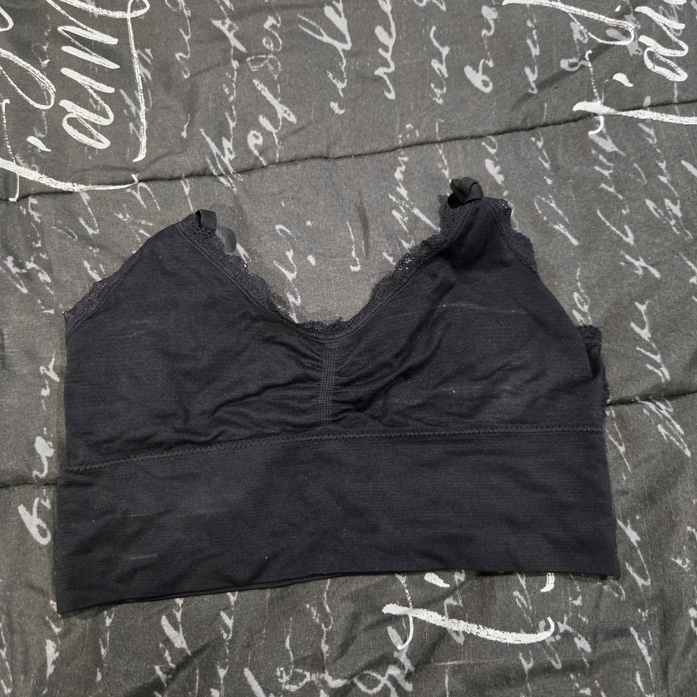 Black Lace Trim Bralette
